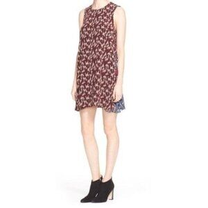 Elizabeth and James Shift Dress Size‎ Medium Maroon Printed Silk Mini